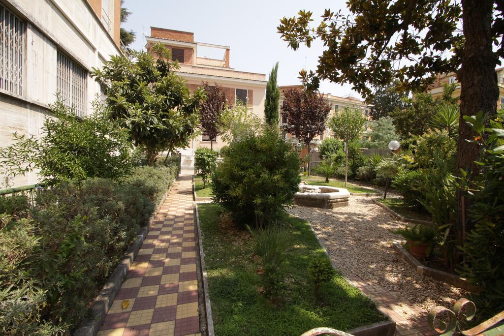 Casa Per Ferie Margherita Diomira Hotel - Rome, Rome